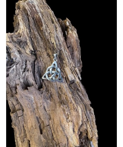 Sterling Silver Celtic Triquetra Circle of Life Pendant $24.19 Necklaces