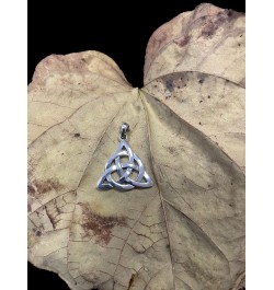 Sterling Silver Celtic Triquetra Circle of Life Pendant $24.19 Necklaces